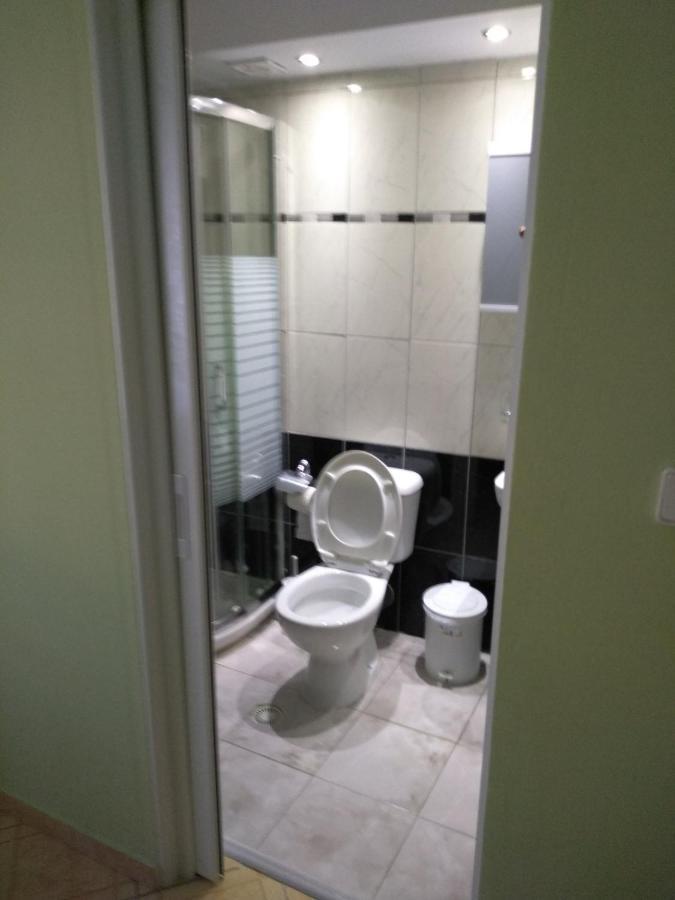 Janis Castle Apartment Himare Ngoại thất bức ảnh