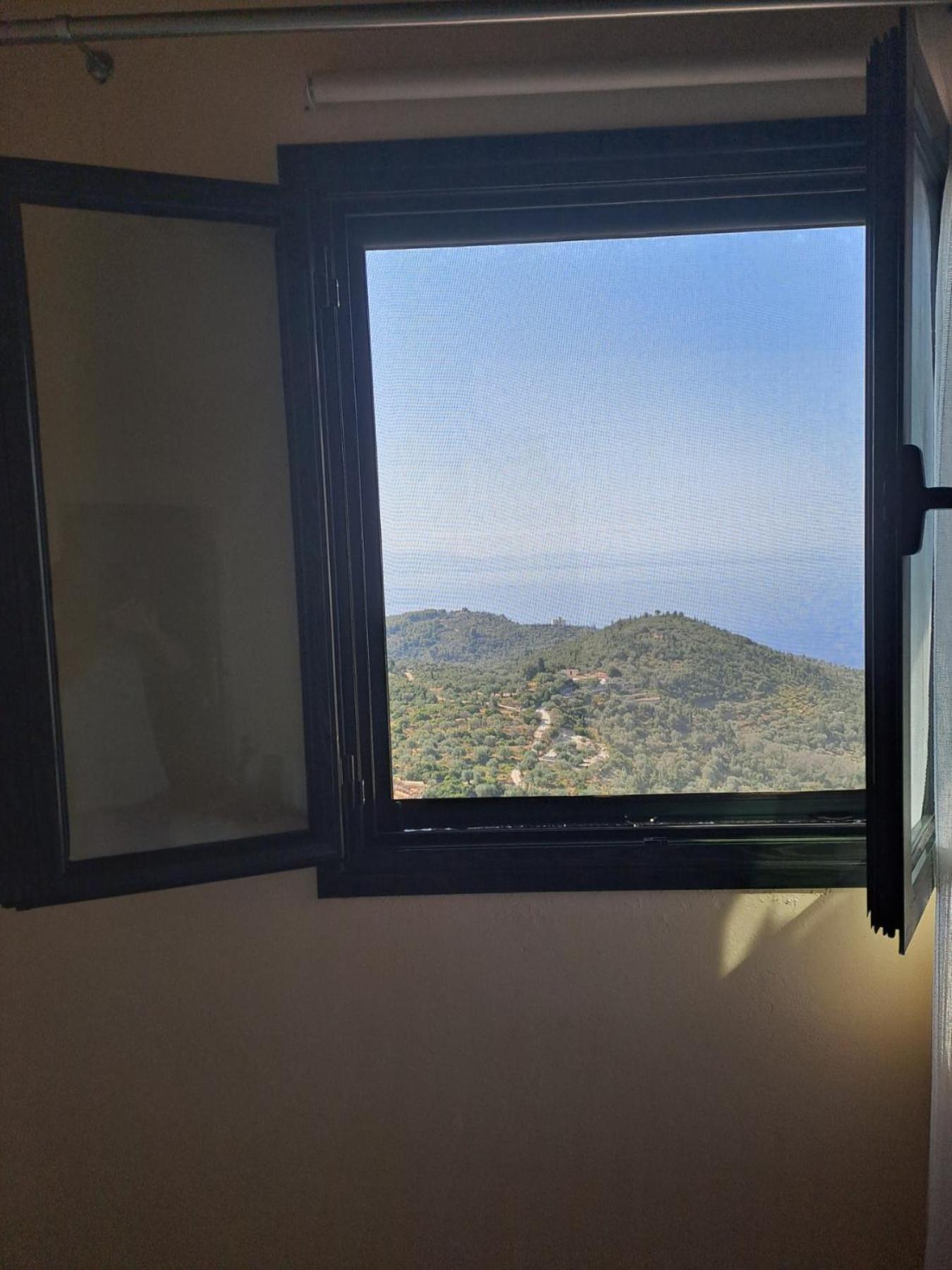 Janis Castle Apartment Himare Ngoại thất bức ảnh